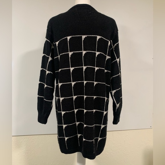 VINTAGE MONTO POR LE CHOIS LONG SWEATER JACKET - Picture 4 of 9